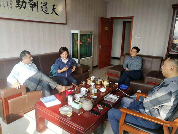 巴西客户来我公司考察超高分子量聚乙烯管道产品